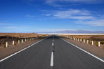 Ruta cerca de las Salinas Grandes